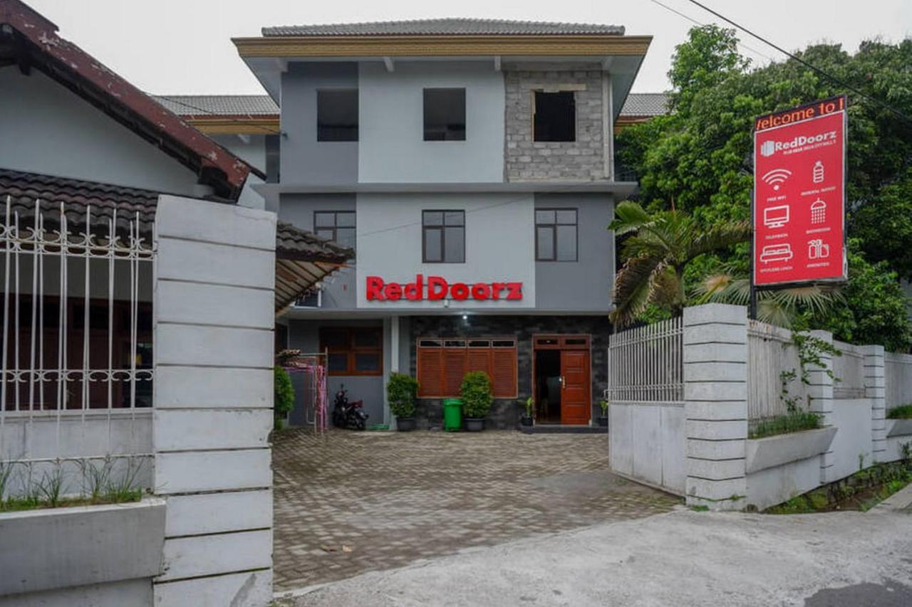 Reddoorz Plus Near Jogja City Mall 5 Hotel Yogyakarta Luaran gambar